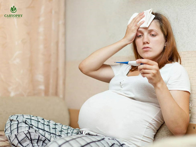 Thân nhiệt tăng cao gây mụn khi mang thai