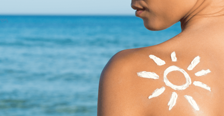thoa kem bảo vệ da chống ánh nắng là điều có cần thiết?